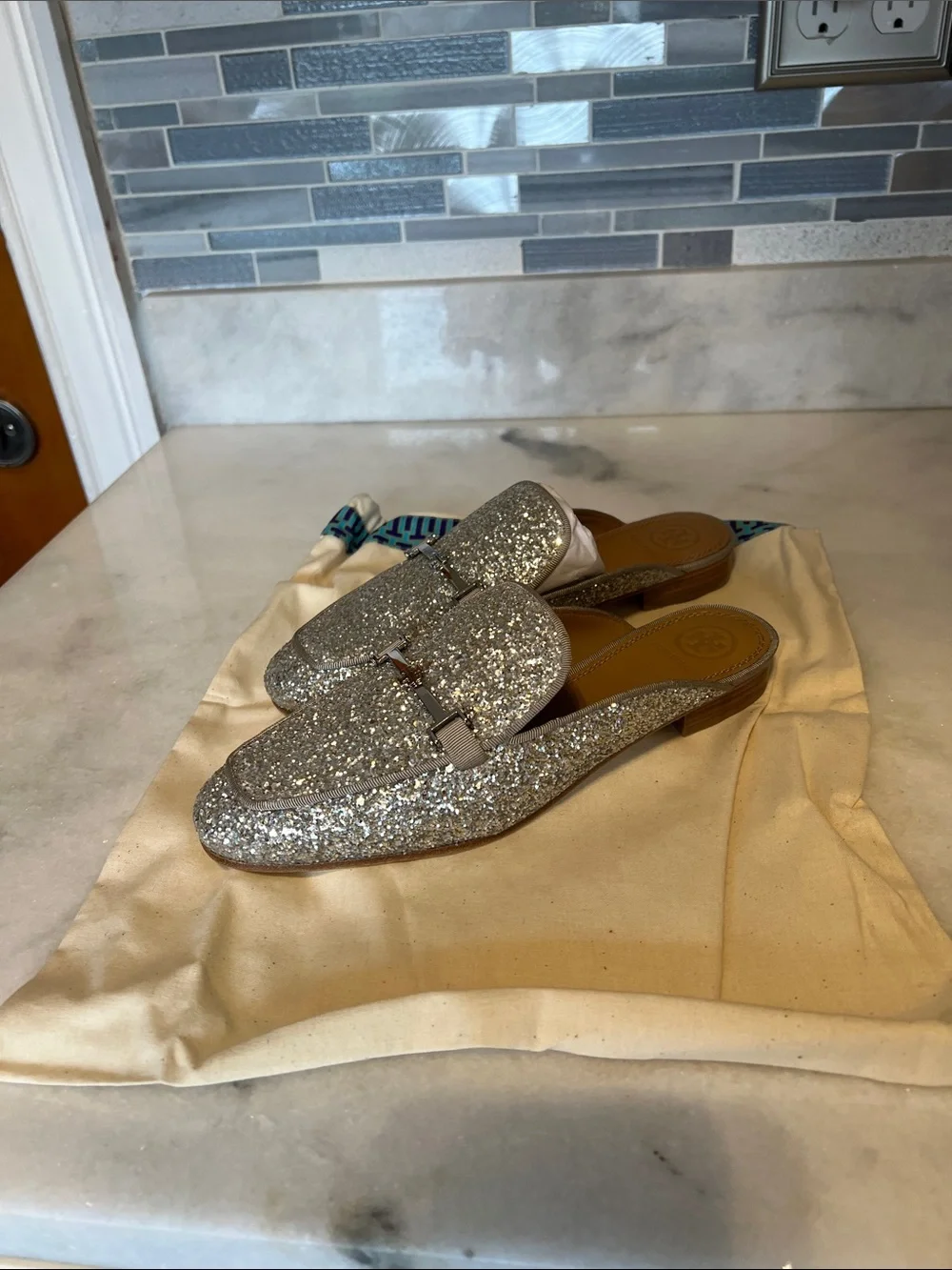 NWT Tory Burch Amelia Glitter Backless Loafers